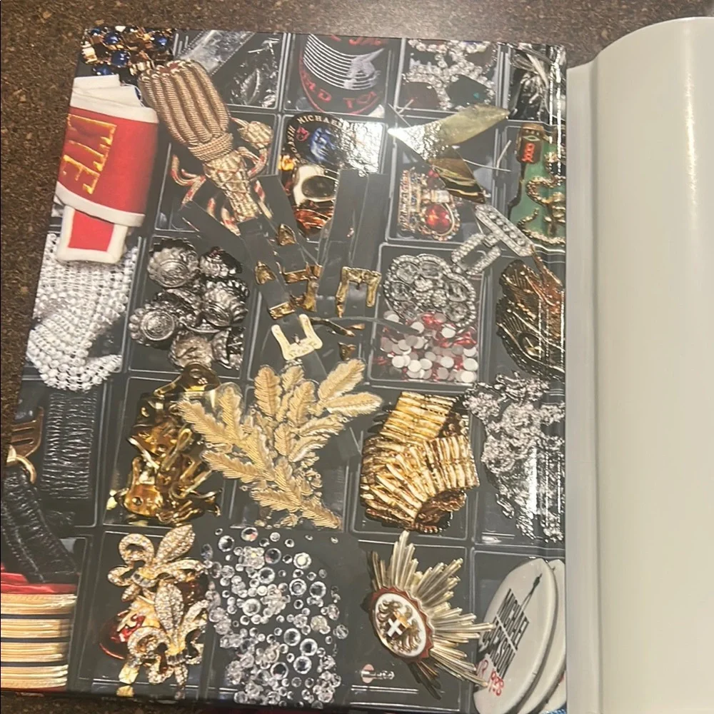 The King of Style Dressing Michael Jackson Coffee Table Book - Picture 13 of 13